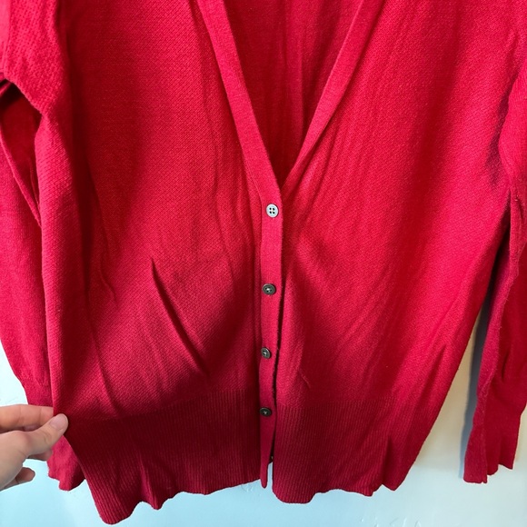 Cardigan - Picture 2 of 4